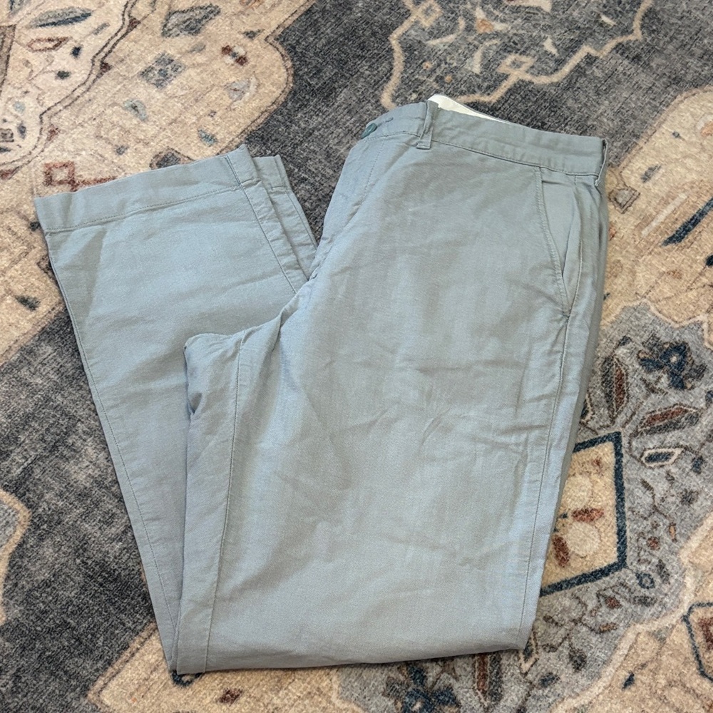 J. Crew Men's Light Blue Chinos, lightweight summer. Size 33x30